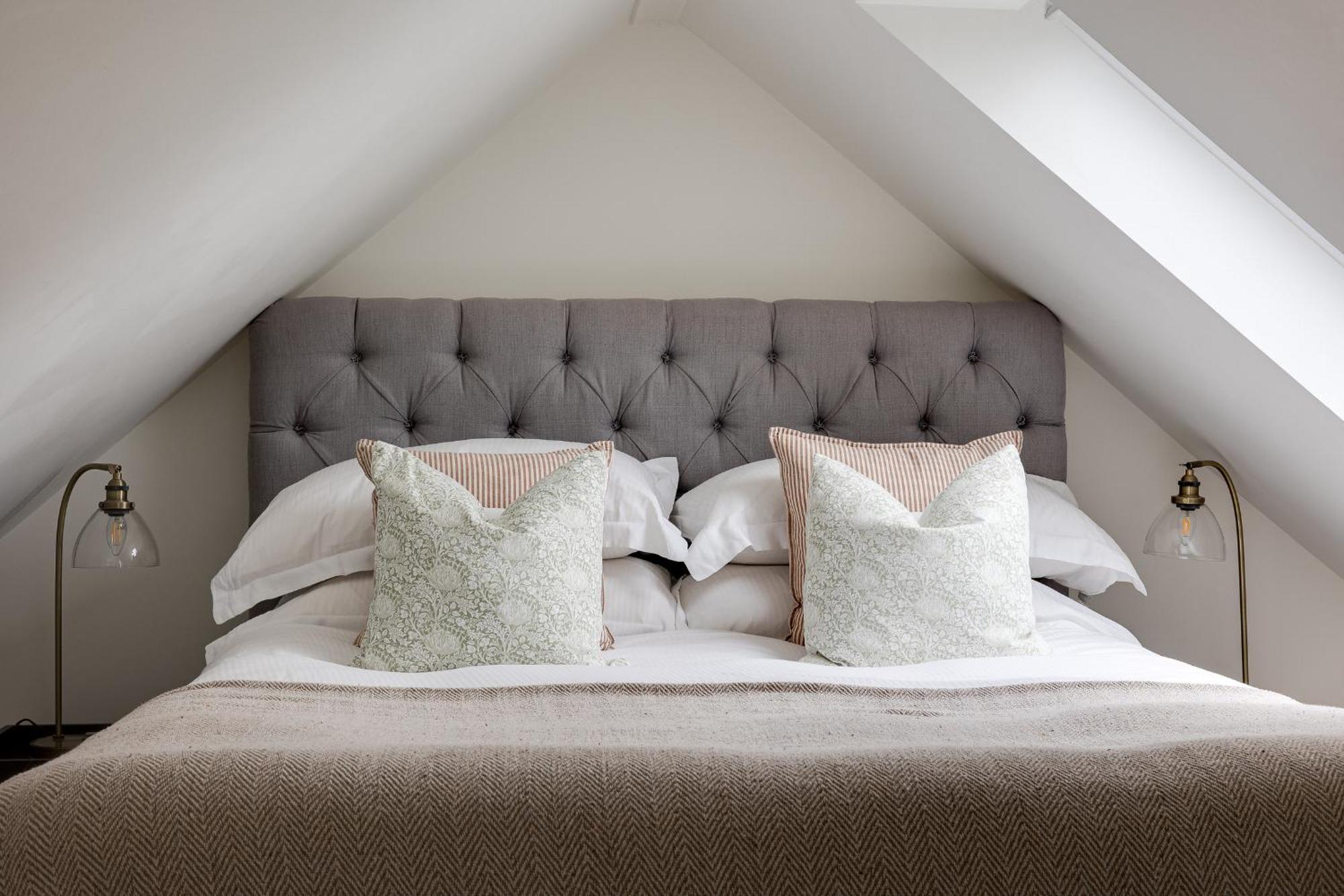 Oak Tree Hideaway Villa Whitchurch  Kültér fotó